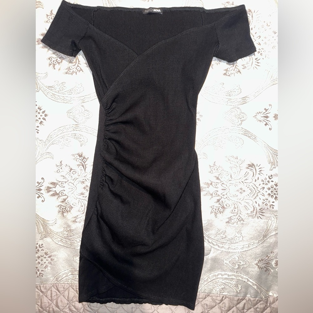 Fashion Nova X-Small Off Shoulder Mini Black Dress in Black